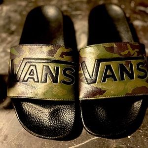 Vans slides
